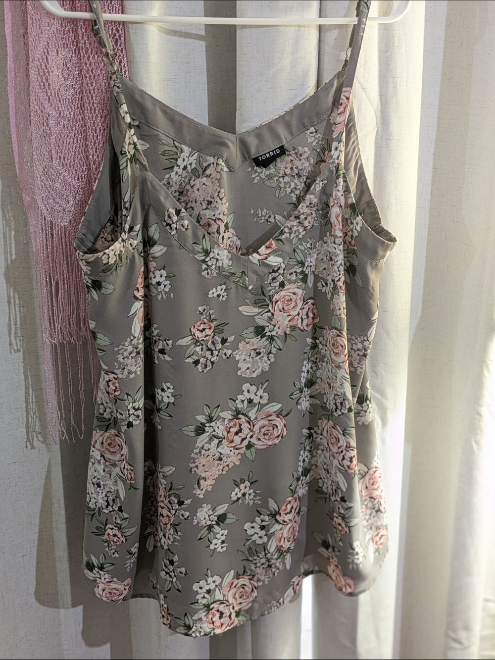 torrid gray floral V-neck cami with pink roses